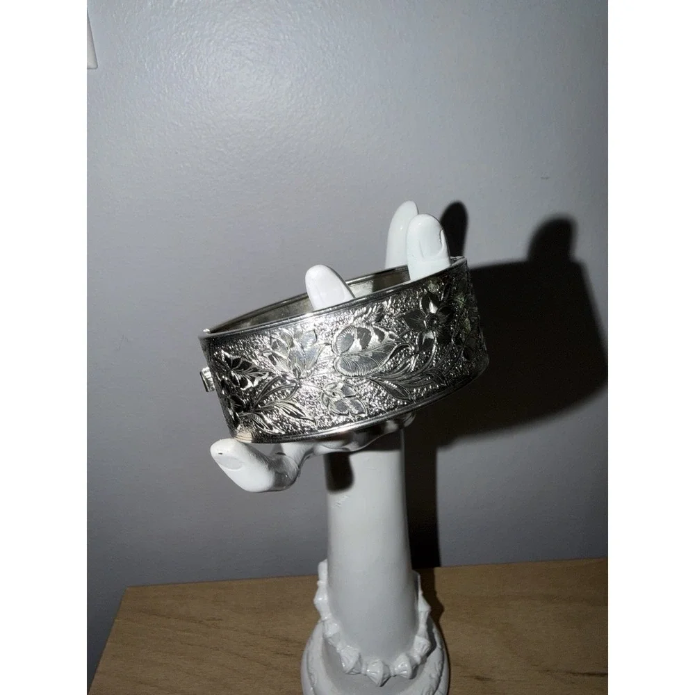 Vintage Silver Tone Wide Hinged Cuff Bracelet Sunburst Floral Design